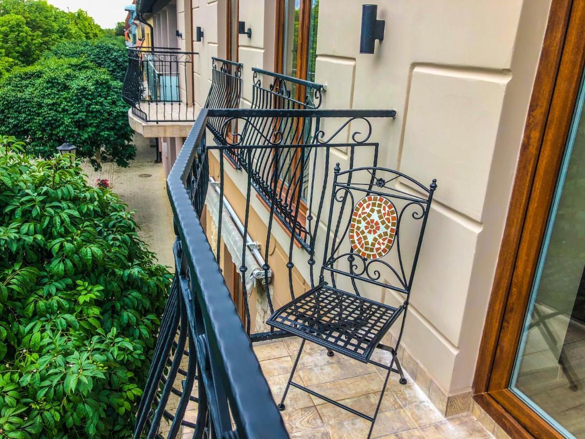 Holiday Apartmanhaz Harkany Exterior photo