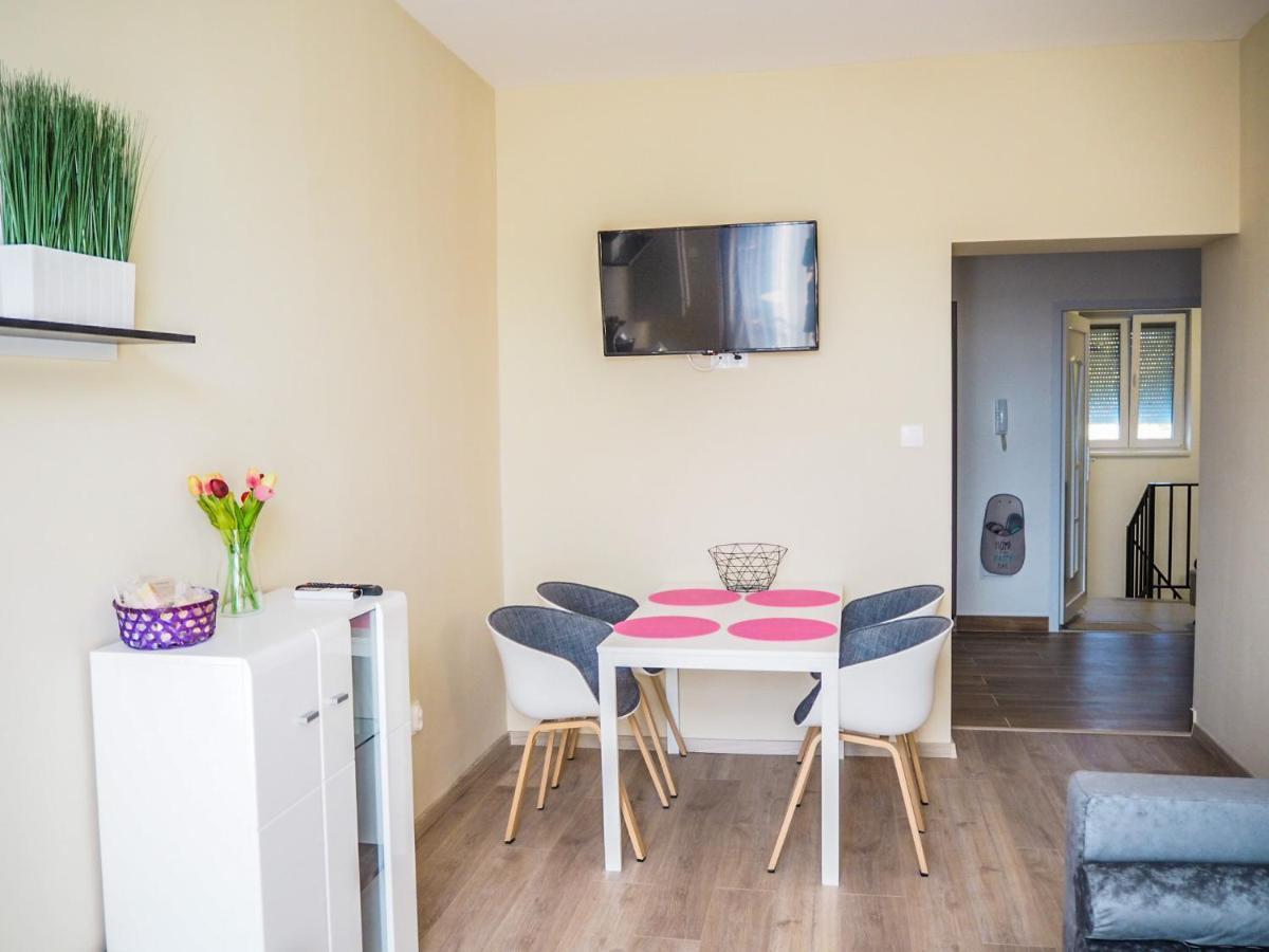 Holiday Apartmanhaz Harkany Exterior photo